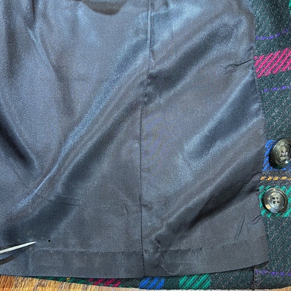 Pendleton Blazer Fuscia pink, charcoal gray, green, & blue plaid Wool Blazer - Picture 12 of 16